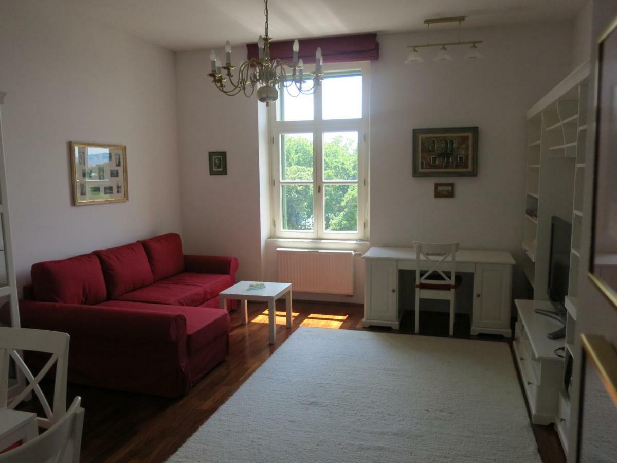 Horvath Villa Apartman Aliz Balatonfured Exterior photo