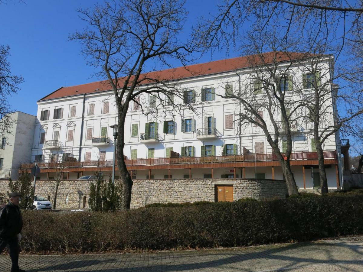 Horvath Villa Apartman Aliz Balatonfured Exterior photo