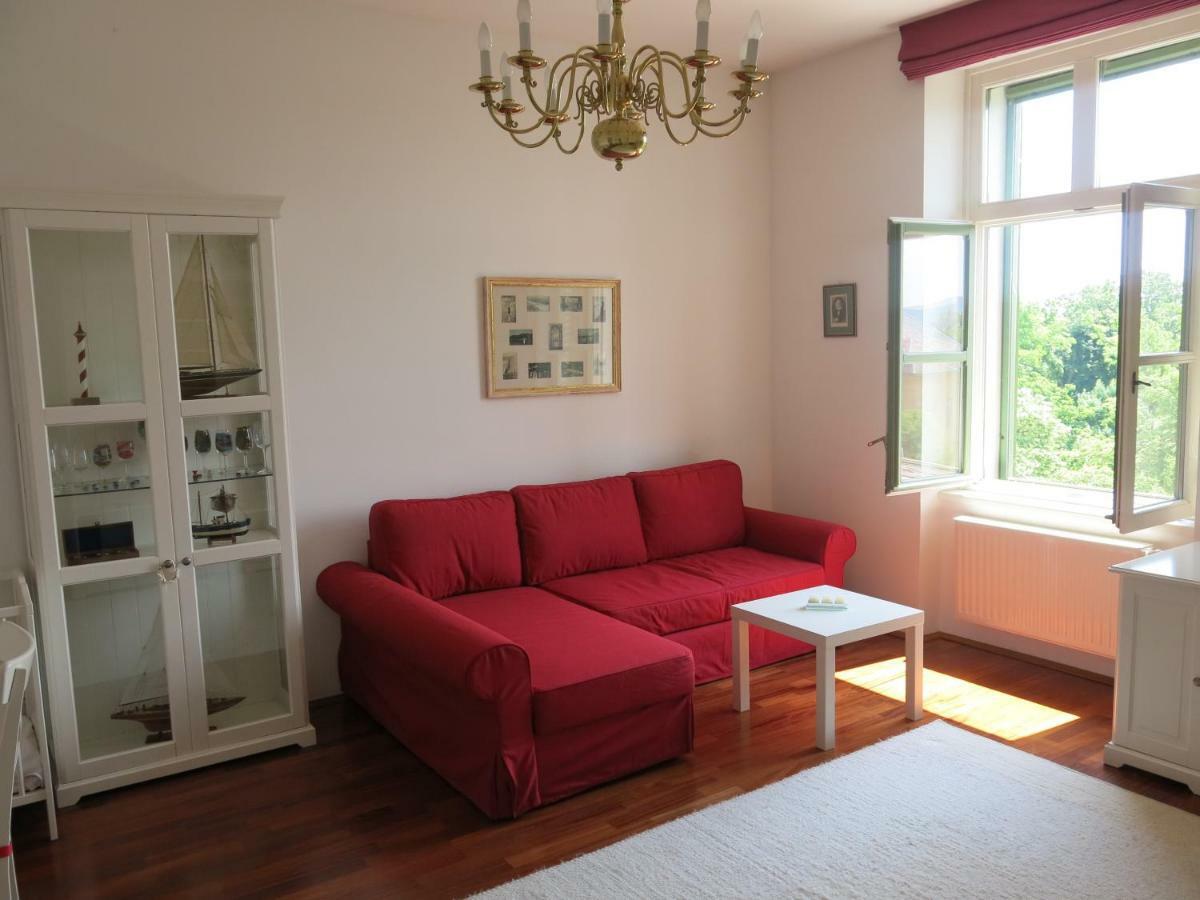 Horvath Villa Apartman Aliz Balatonfured Exterior photo